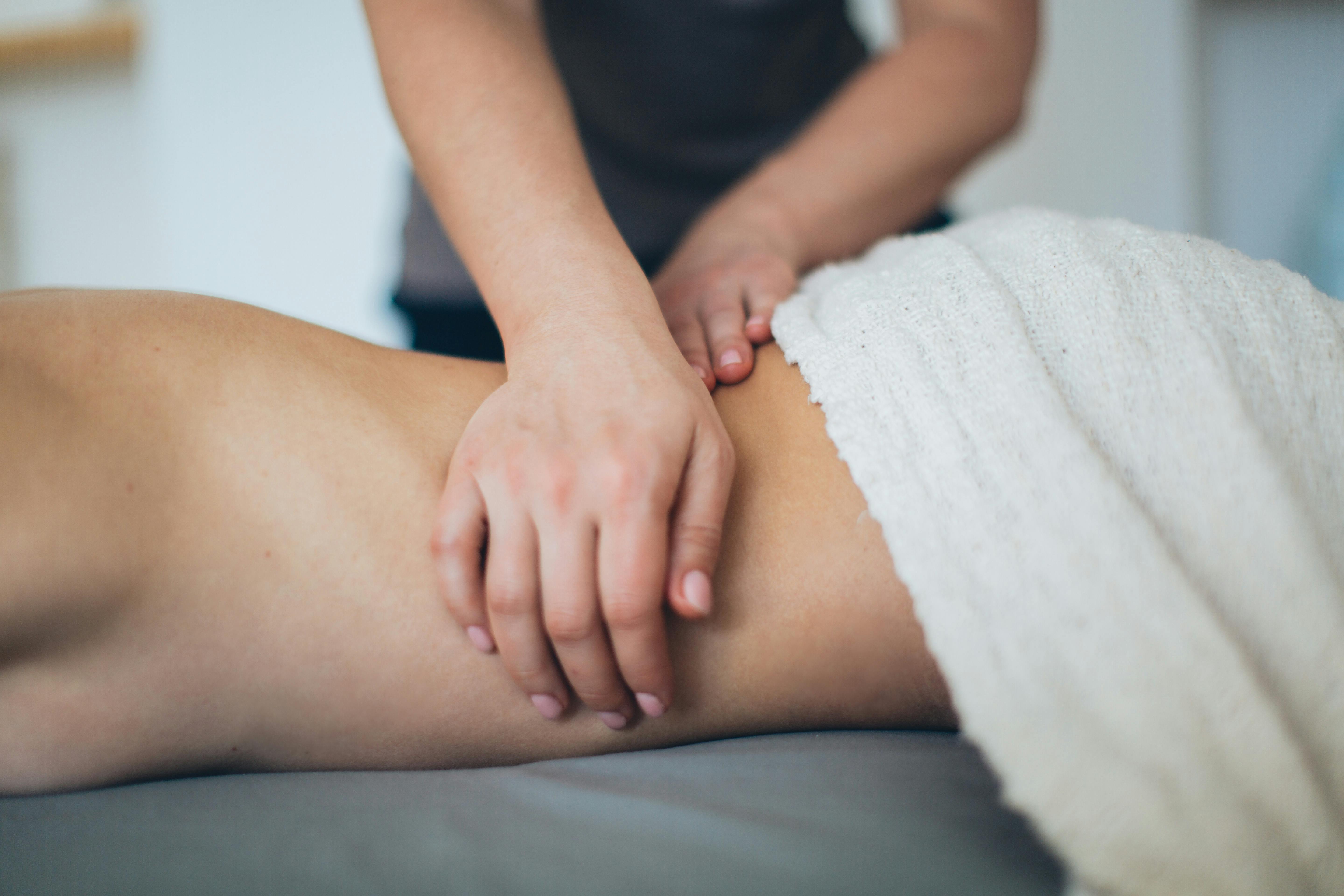 Sessão de massagem no Espaço Zelo